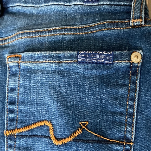 7 for All Mankind Kimmie Crop jean size 25 - Picture 6 of 6